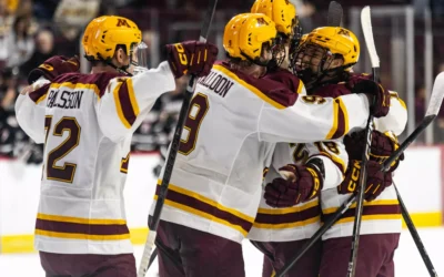 #5 Gopher men’s hockey taking on St. Thomas this weekend
