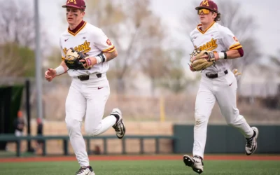 Gopher baseball blow late lead against USC