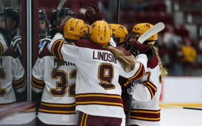 #3 Gopher women’s hockey takes on #12 Minnesota State-Mankato this weekend