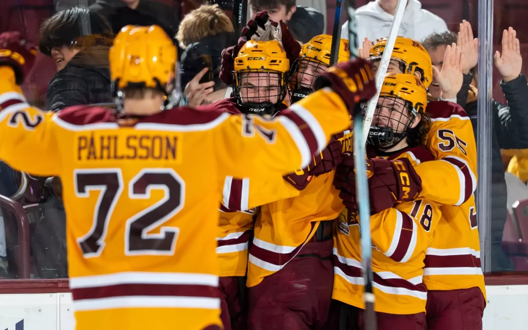 Gopher men’s hockey snaps skid, skates past Notre Dame 3-0 on Friday