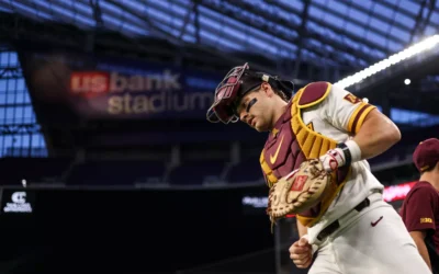 Gopher baseball drops non-conference game to NDSU in extra innings