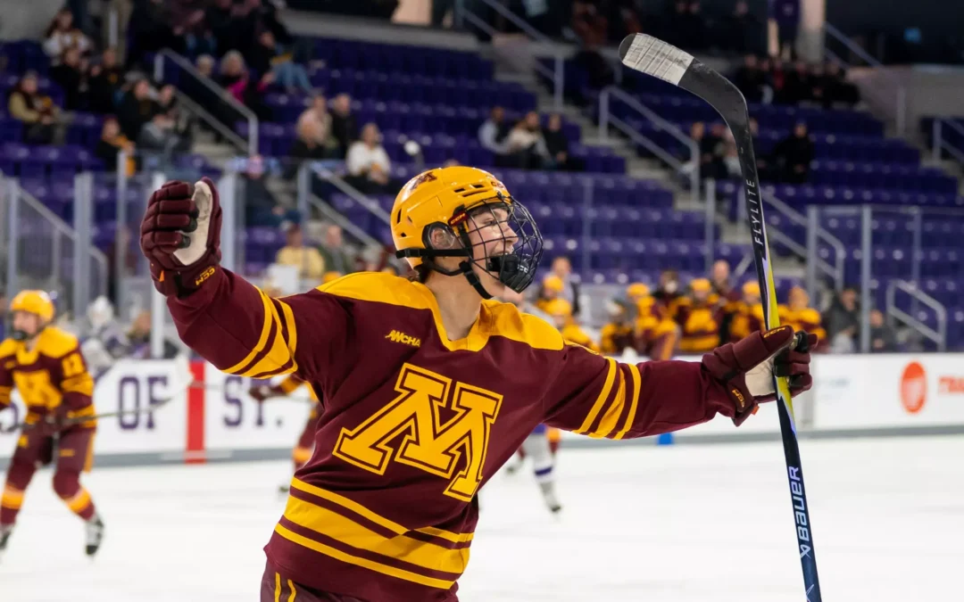 #3 Gopher women’s hockey tops Tommies 4-1 in Friday matinee