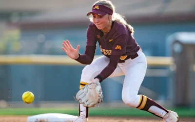 Gopher softball drops game to Illini on Saturday