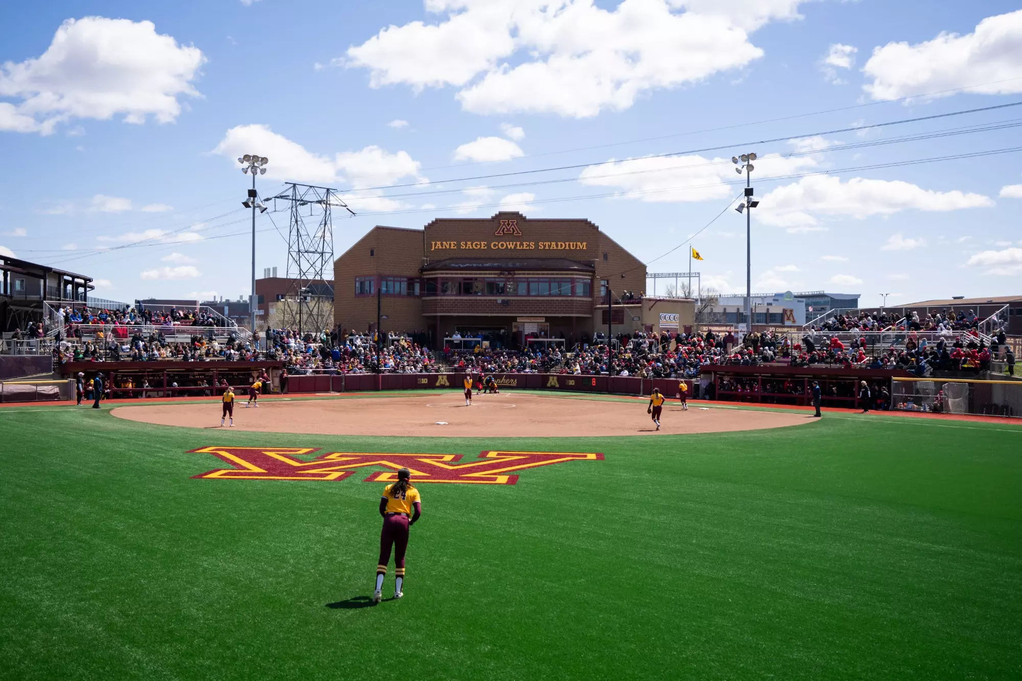 Gopher softball beats North Dakota 6-2 on Tuesday in Minneapolis Gopher softball beats North Dakota 6-2 on Tuesday in Minneapolis