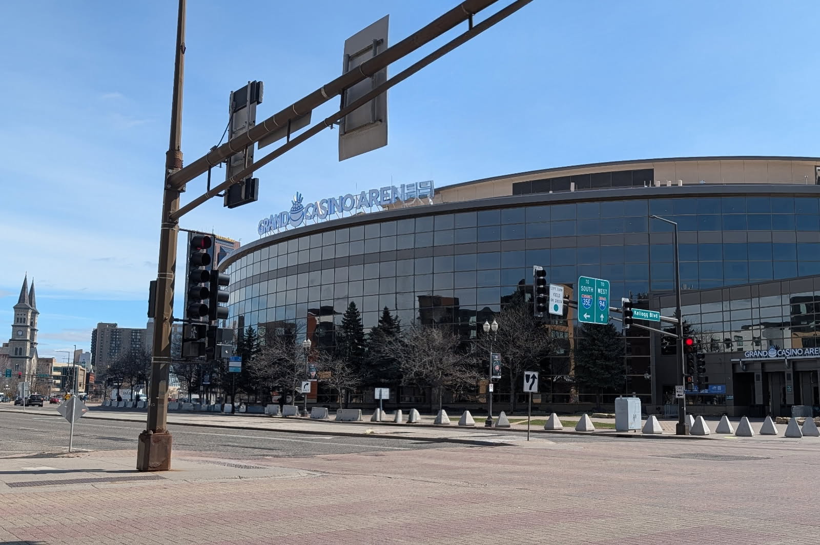 Wild drop Game Three in double overtime 4-3