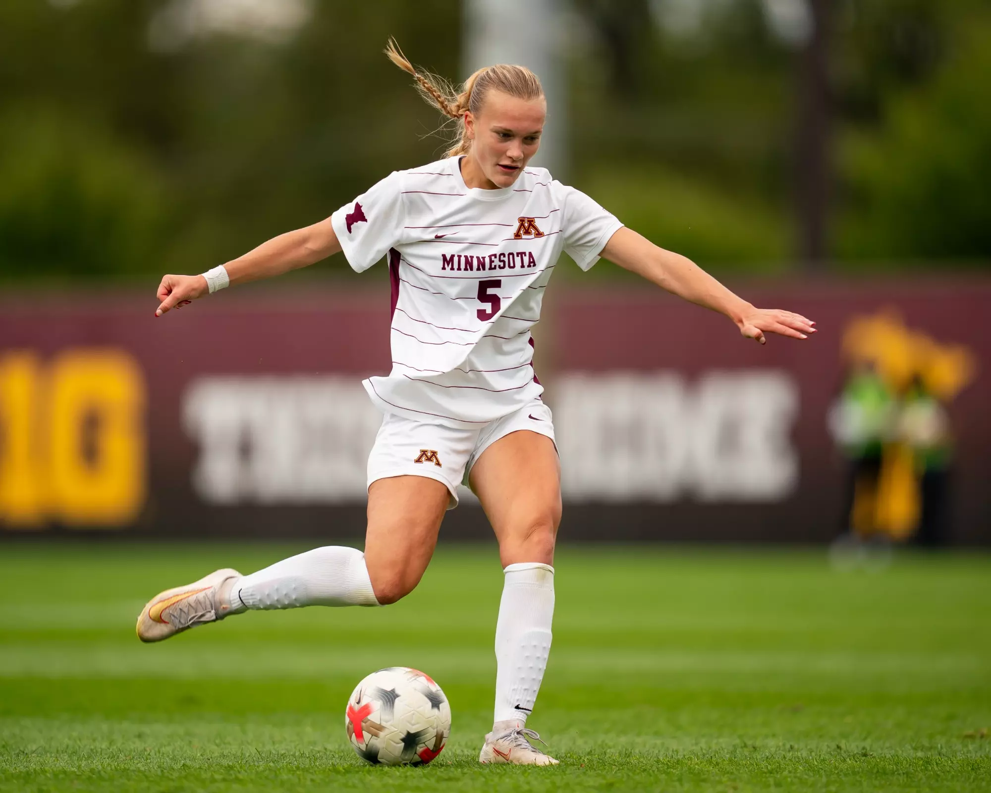 Gopher women’s soccer ties with Northwestern on Sunday 2-2 Gopher women’s soccer ties with Northwestern on Sunday 2-2