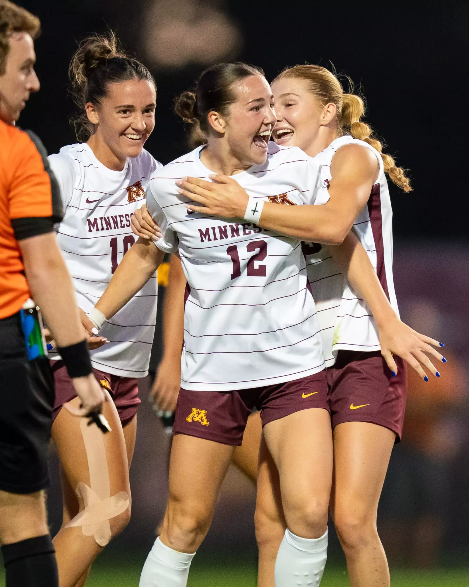 Gopher women’s soccer upsets #25 Iowa 1-0 Gopher women’s soccer upsets #25 Iowa 1-0
